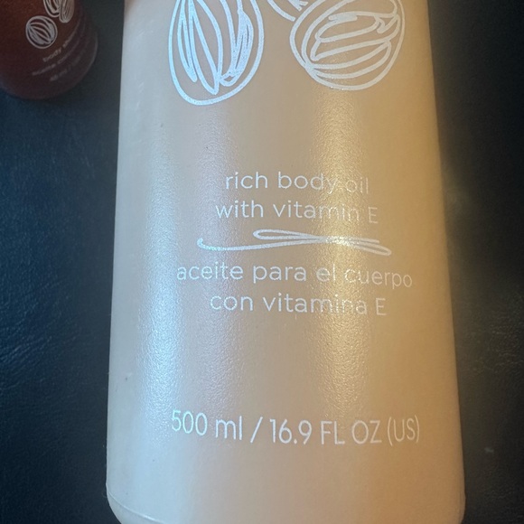 Jafra Royal Almond Body Care Set new - Picture 8 of 10